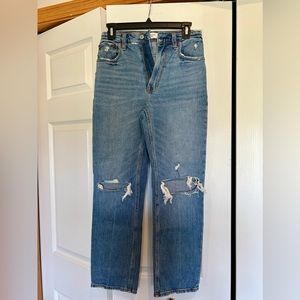 Abercrombie & Fitch jeans.